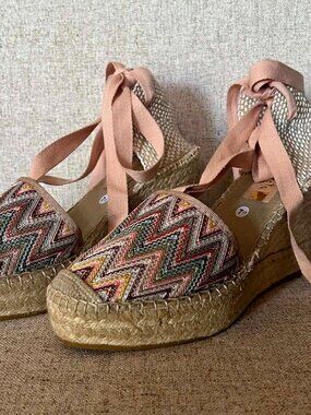 New Vidorreta Chevron Lace Up Wedge Espadrilles Size 7.5